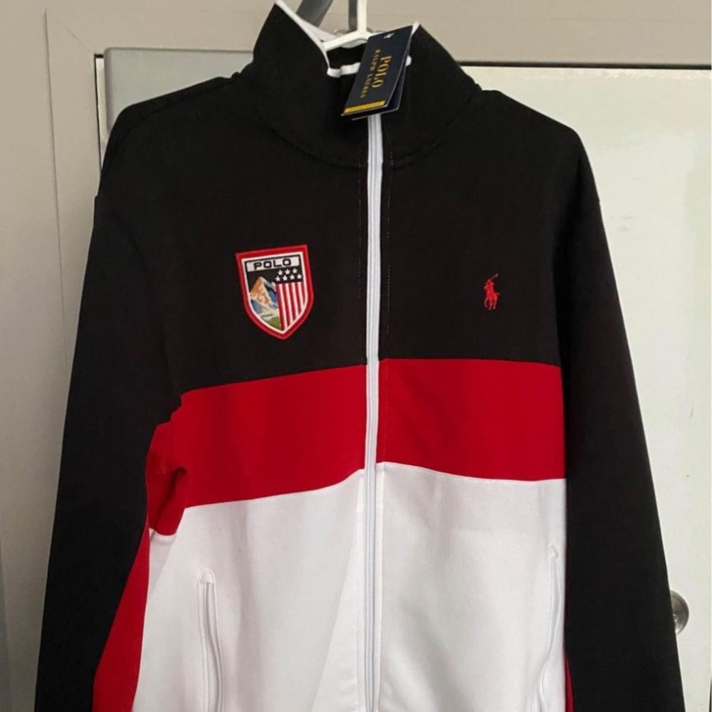 brand new polo originally $198, really comfortable to wear and easy to wear.